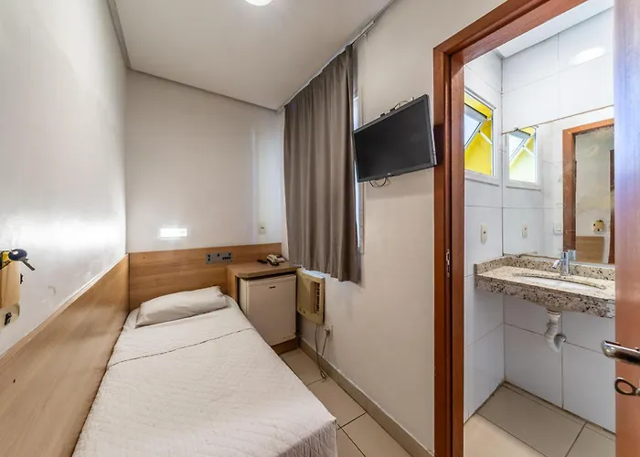 Minuano Próximo Ao Aeroporto Hotel